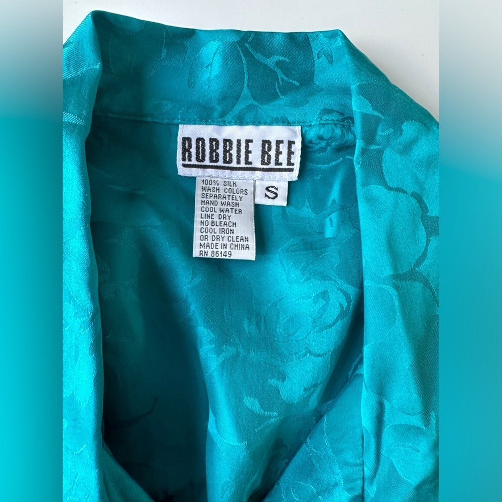 Vintage Robbie Bee Teal Blue 100% Silk Button Front Long Sleeve Top Womens Small - Picture 2 of 6
